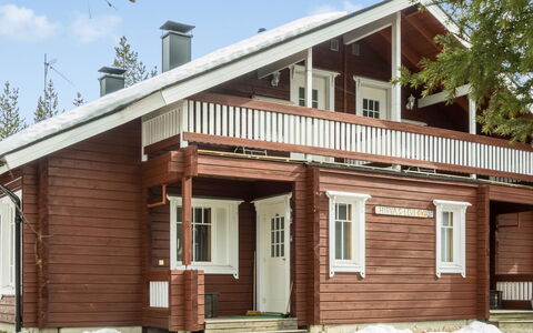 Hirvas Levi 1: Træ, Sne, Sommerhus, Vinter, Tag, Hjem, Fryser, Bjælkehytte, Sidespor, Hældning