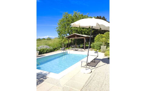 Casetta i Ciliegi: Have, Sommerhus, Stuehus, Skygge, Landscaping, Estate, Gård, Backyard, Stenmur, Hacienda