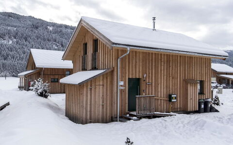 Superior # 15 mit Ir-Sauna & Sprudelbad: Sne, Sky, Himmel, Ejendom, Vindue, Bygning, Træ, Hus, Hældning, Træ