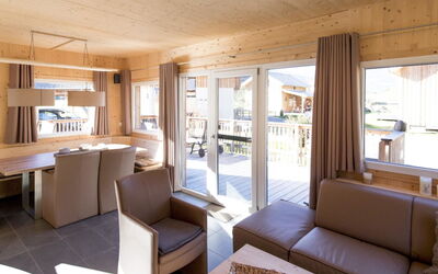 Superior # 15 mit Ir-Sauna & Sprudelbad