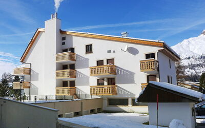 Club House 17