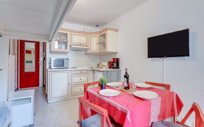 Les 3 Couronnes, L'annexe