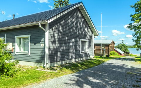Aamunkoi: Sommerhus, Land Lot, Bjælkehytte, Kyst, Reservoir, Skur, Garden Bygninger, Lyd, Woodland