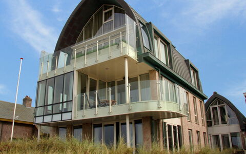 De Zeeparel: Plante, Bygning, Vindue, Blomst, Træ, Sky, Træ, Land Lot, Hus, Hældning
