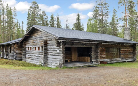 Metsä-Luosto: Sommerhus, Hus, Hjem, Garden Bygninger, Sidespor, Bjælkehytte, Stuehus, Estate, Skur, Gård