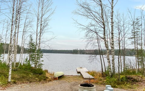 Villa Sipilä: Træ, Sommerhus, Bjælkehytte, Skov, Skur, Garden Bygninger, Lærk, Woodland, Bejdse