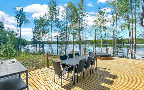 Villa Sipilä: Træ, Sommerhus, Bjælkehytte, Skov, Skur, Garden Bygninger, Lærk, Woodland, Bejdse