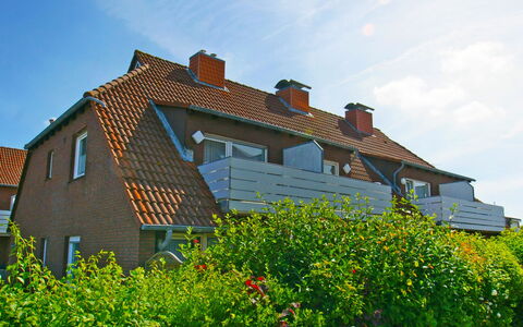 Teetied: Plante, Himmel, Bygning, Blomst, Vindue, Sky, Naturlige Landskab, Hus, Land Lot, Vegetationen