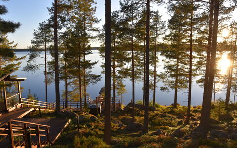 Villa Miestamo: Naturlige Landskab, Bank, Ødemark, Skov, Landskab, Sø, Coastal Og Oceaniske Landskabsformer, Lærk, Kyst
