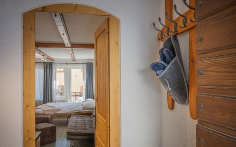 Morthey 3: Bygning, Ejendom, Møbel, Træ, Hus, Komfort, Indretning, Etage, Dør, Gulvbelægning