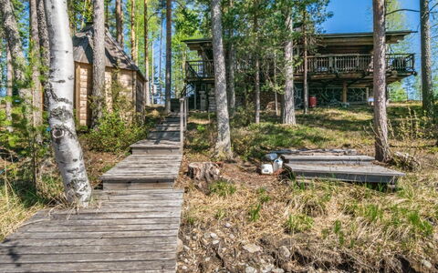 Patu: Træ, Skov, Sommerhus, Hårdttræ, Planke, Bjælkehytte, Woodland, Garden Bygninger, Eco Hotel, Naturmateriale