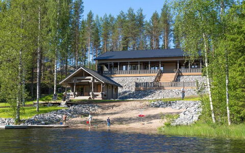 Kivipirtti: Vandvej, Bank, Vandløb, Sø, Sommerhus, Skov, Kanal, Reservoir, Bjælkehytte