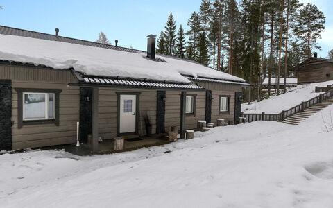 Kivipirtti: Vandvej, Bank, Vandløb, Sø, Sommerhus, Skov, Kanal, Reservoir, Bjælkehytte