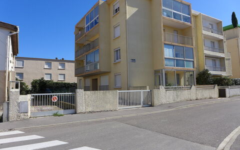 Narbonne-Plage 295: Vand, Plante, Ejendom, Bygning, Svømmepøl, Azure, Vindue, Arkitektur, Fritid, Boligområde