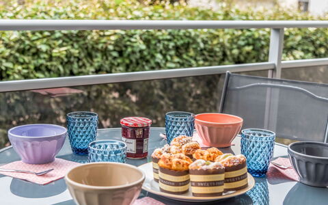 Quiberon 130: Bordservice, Drinkware, Bord, Tallerkner, Mad, Kop, Plante, Serveware, Porcelæn, Te Kop