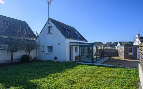 Zal: Himmel, Sky, Økoregion, Plante, Land Lot, Bygning, Naturlige Landskab, Dør, Almindeligt, Græs