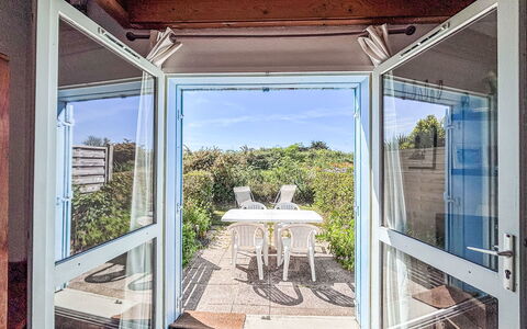 Saint Malo 651: Dør, Glas, Home Dør, Eco Hotel, Stol, Hårdttræ, Altan, Dagslys, Skygge, Bejdse