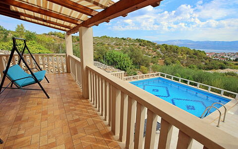 Villa Tonka: Vand, Himmel, Sky, Vandressourcer, Azure, Træ, Naturlige Landskab, Strand, Coastal Og Oceaniske Landskabsformer, Plante