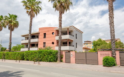 Santa Monica: Bygning, Boligområde, Lejlighed, Facade, Kvarter, Arkitektur, Stad, Hjem, Urban Design, Blandet Brug