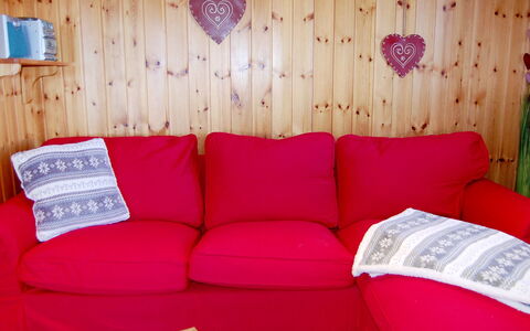 Le Ruisseau: Møbel, Couch, Lys, Komfort, Træ, Stue, Indretning, Pude, Studio Couch, Dekoration