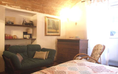 Appartamento Le Volte: Værelse, Møbel, Ejendom, Soveværelse, Seng, Indretning, Loft, Væg, Etage, Bygning