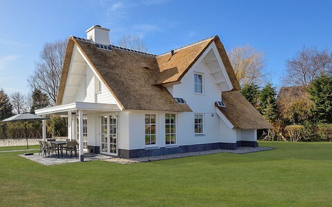 Noordwijk 810: Himmel, Bygning, Plante, Vindue, Sky, Hus, Træ, Land Lot, Sommerhus, Dør